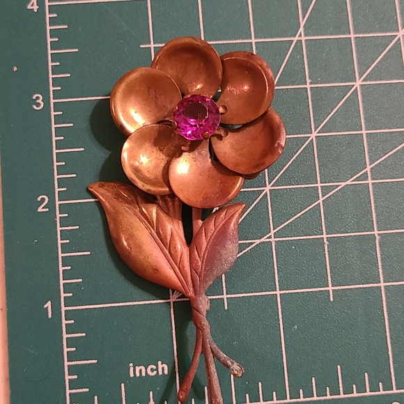 Vintage Brooch Purple - Picture 8 of 10